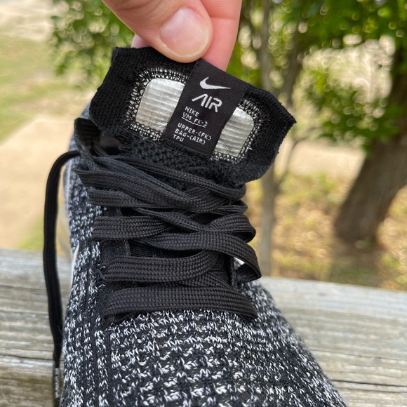 Nike Air VaporMax Fly knit 3 Oreo (Women's) size 9 - Picture 9 of 10